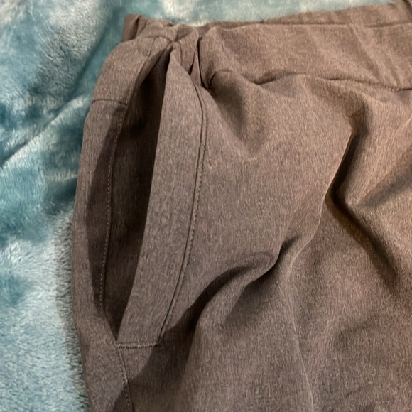 Eddie Bauer Women’s XL Joggers - Grey - Picture 3 of 7